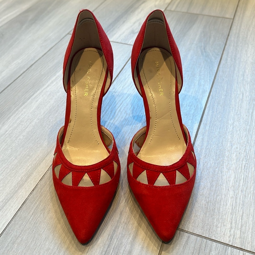 Marc Fisher Suede Heels Tricky 2 Wine Burgundy Cut Outs 7 1/2 M 3” Heels 👠